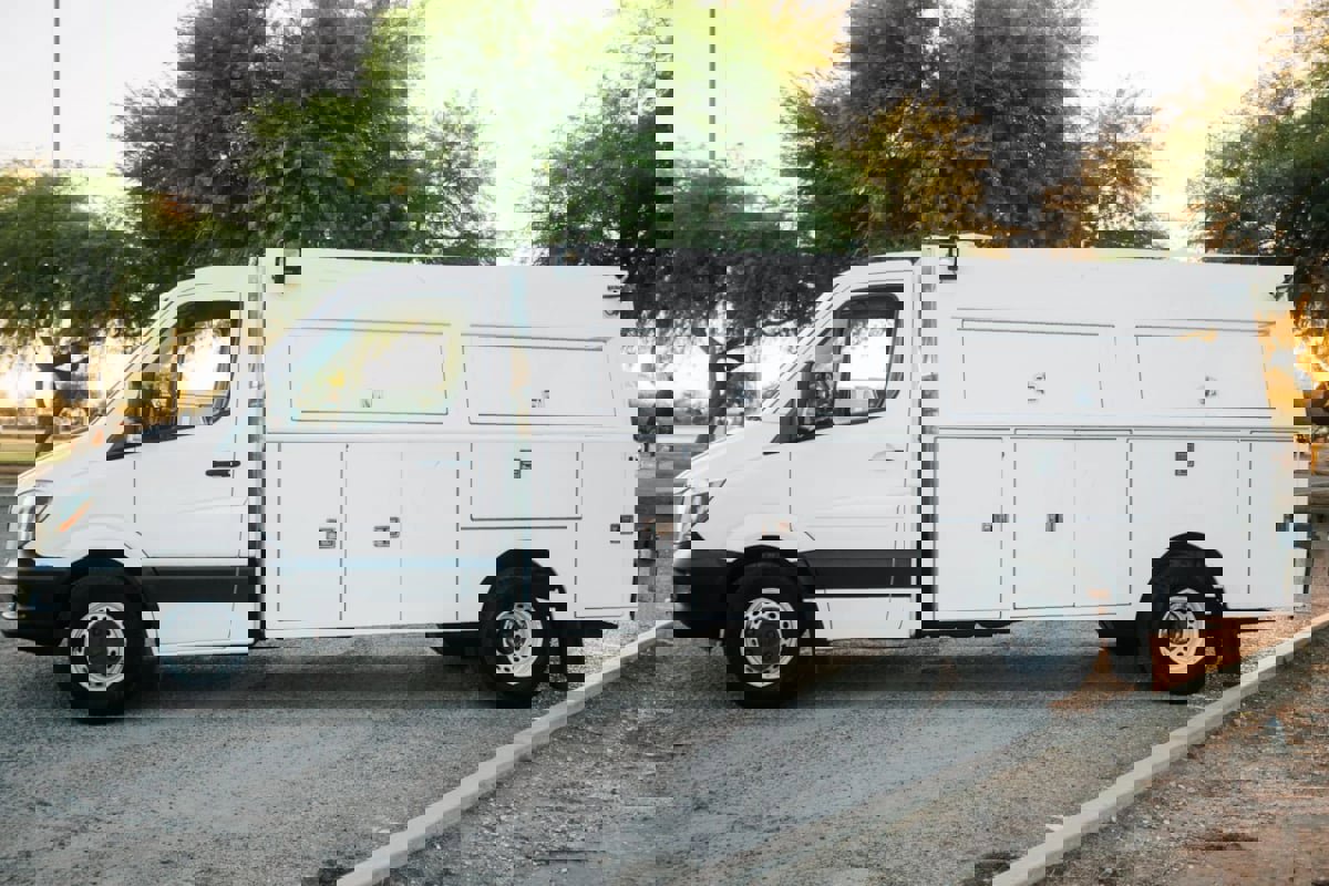 Used 2017 Mercedes-Benz Sprinter 3500 w/ Suspension Package II image 15