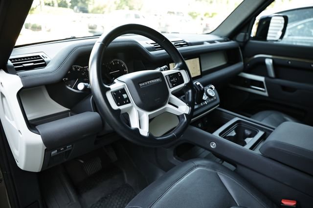 Used 2023 Land Rover Defender 110 X-Dynamic SE AWD/4WD image 18