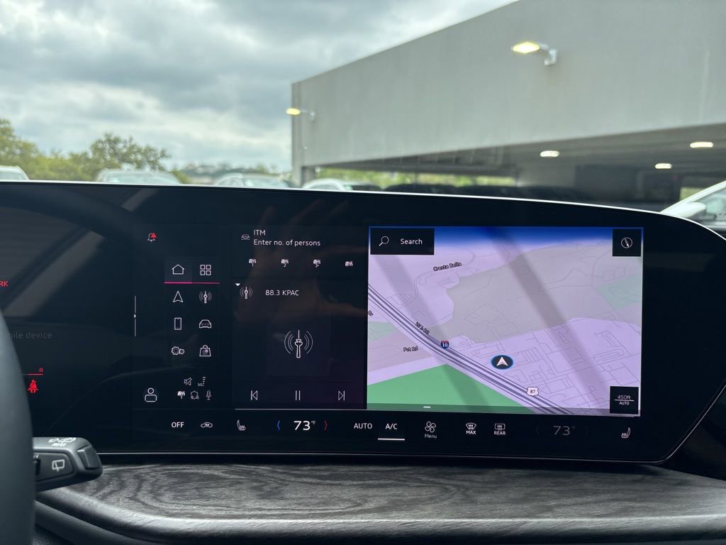 Used 2025 Audi Q5 Premium w/ Convenience Package image 20