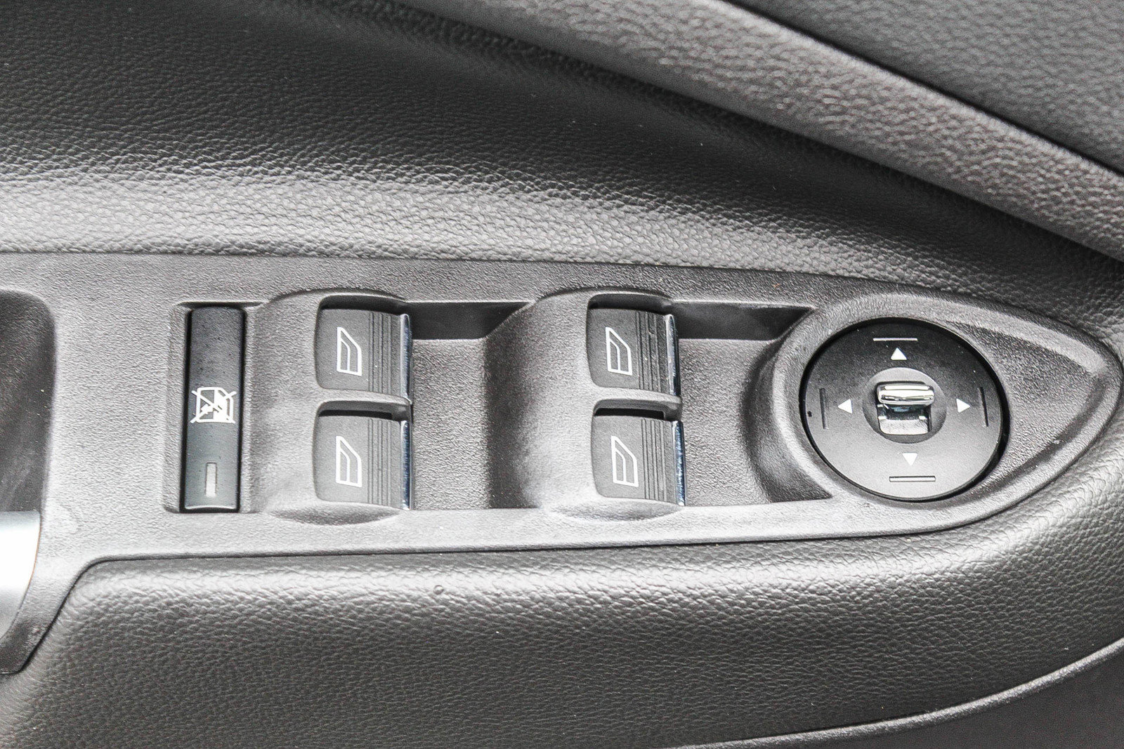 Used 2013 Ford C-MAX Energi SEL image 20