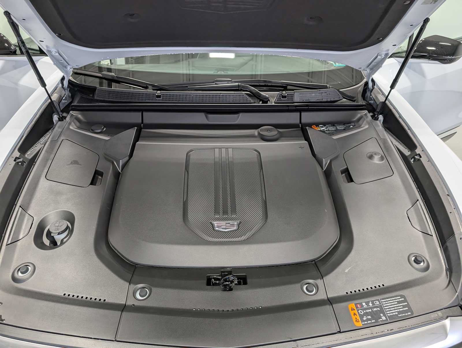 New 2027 Cadillac Lyriq Premium Luxury AWD/4WD image 13
