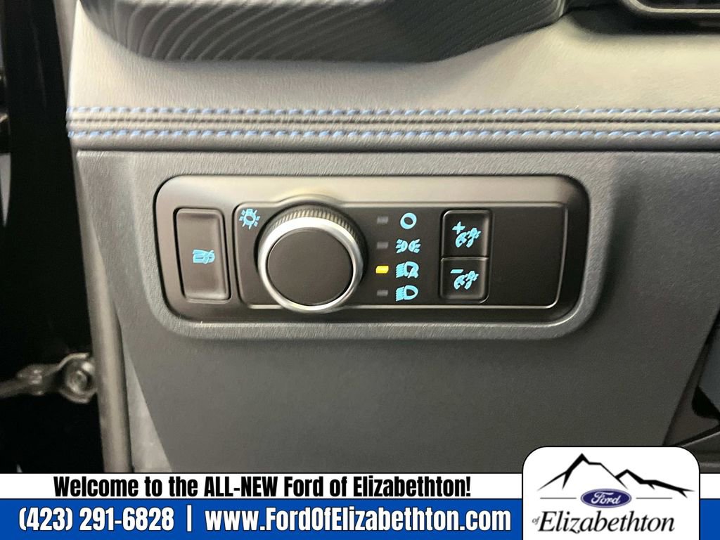 New 2025 Ford Mustang Dark Horse image 19