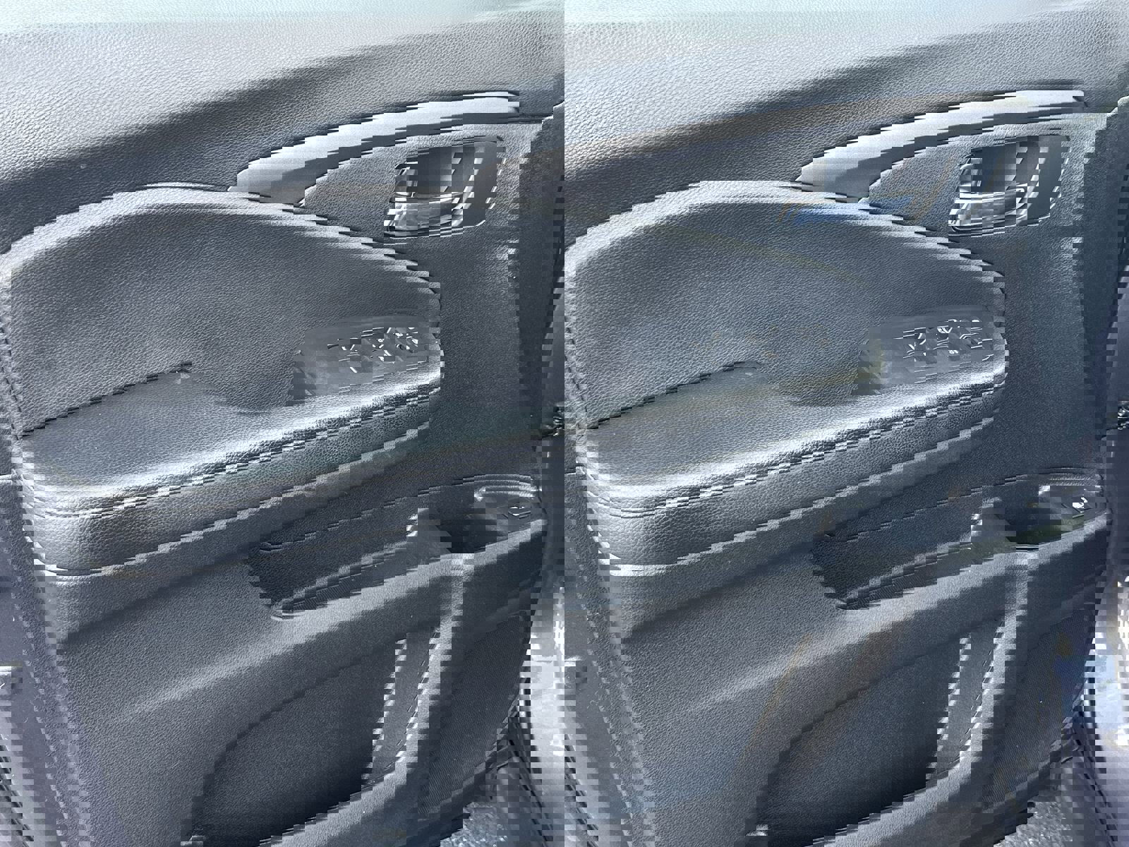 Used 2021 Honda Passport Sport image 14