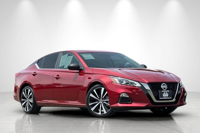 Used 2022 Nissan Altima 2.5 SR FWD image 2