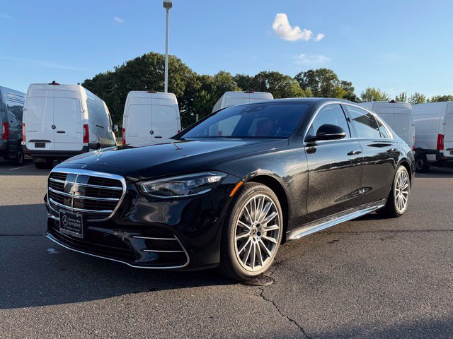 Used 2023 Mercedes-Benz S 500 4MATIC image 3