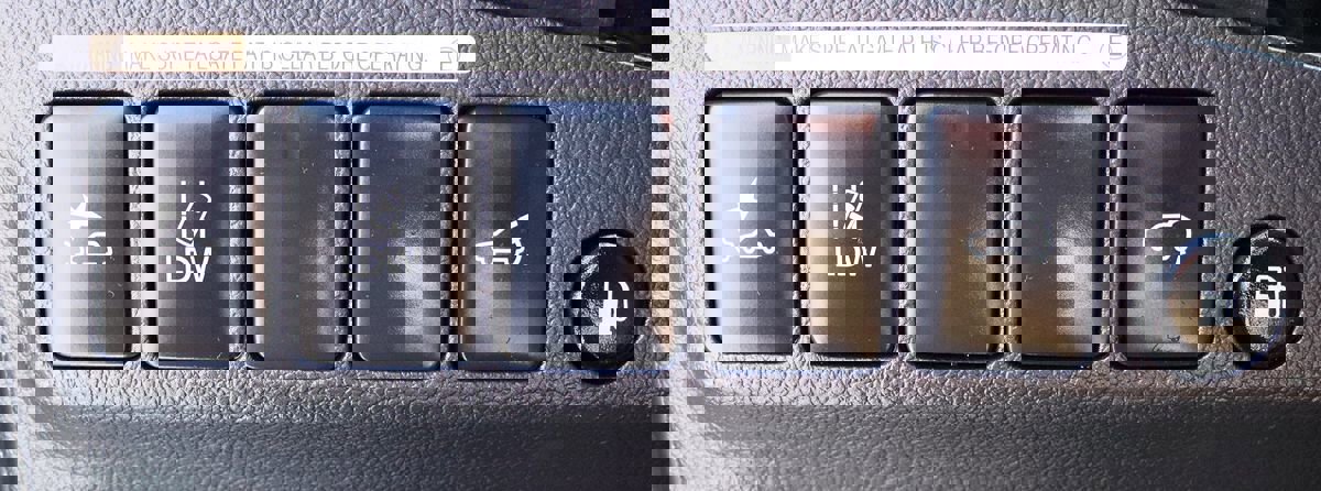 Used 2022 Mitsubishi Outlander SEL image 41