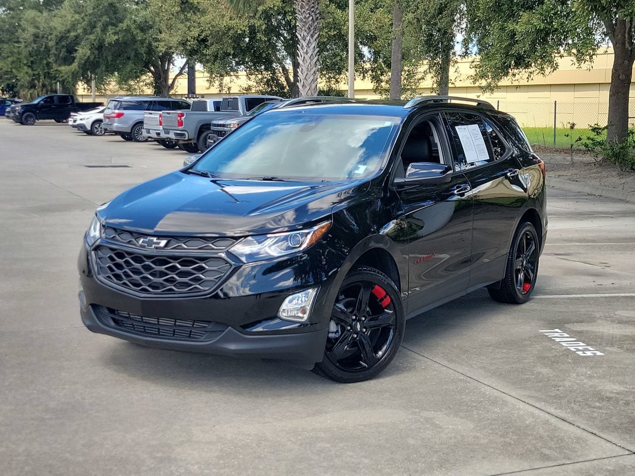 Used 2021 Chevrolet Equinox Premier w/ Redline Edition FWD image 1