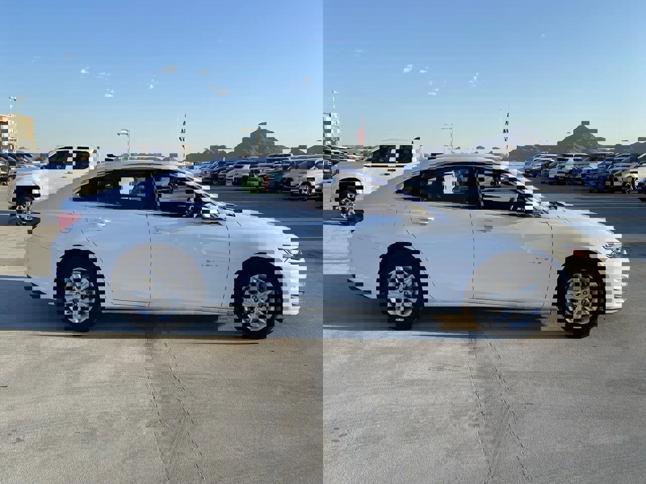 Used 2024 Chevrolet Malibu LS image 3