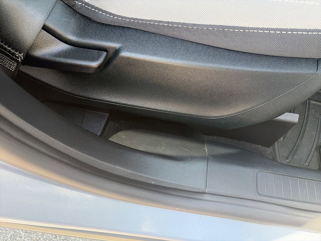 Used 2022 Ford Escape SE w/ Convenience Package FWD image 35