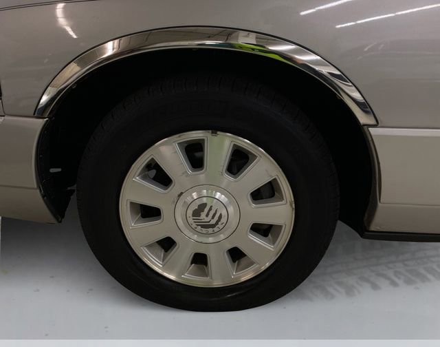 Used 2004 Mercury Grand Marquis LS RWD image 17