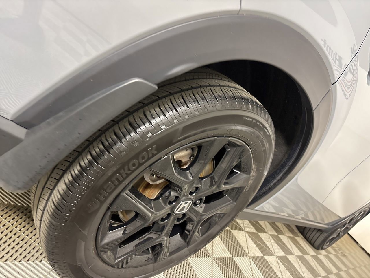 Used 2025 Honda HR-V Sport image 30