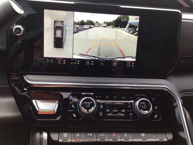 Used 2025 GMC Sierra 3500 Denali Ultimate AWD/4WD image 17