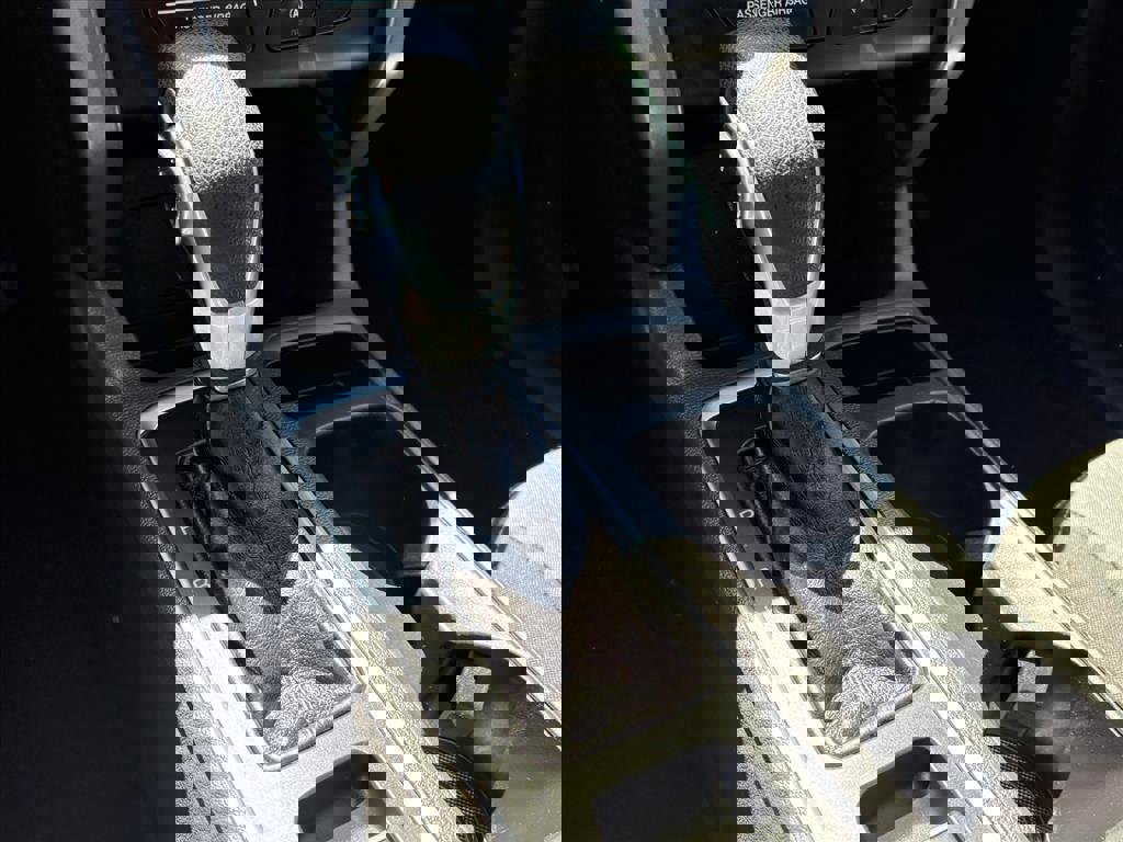 Used 2018 Ford Escape SE w/ SE Sync 3 Package image 22