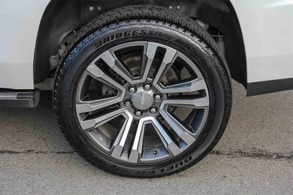 Used 2020 GMC Yukon Denali w/ Open Road Package image 8