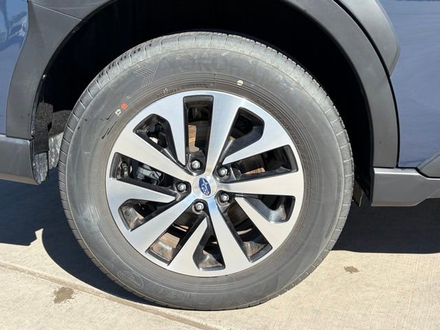 Used 2024 Subaru Outback Premium image 6