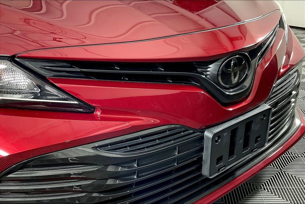 Used 2019 Toyota Camry LE image 37