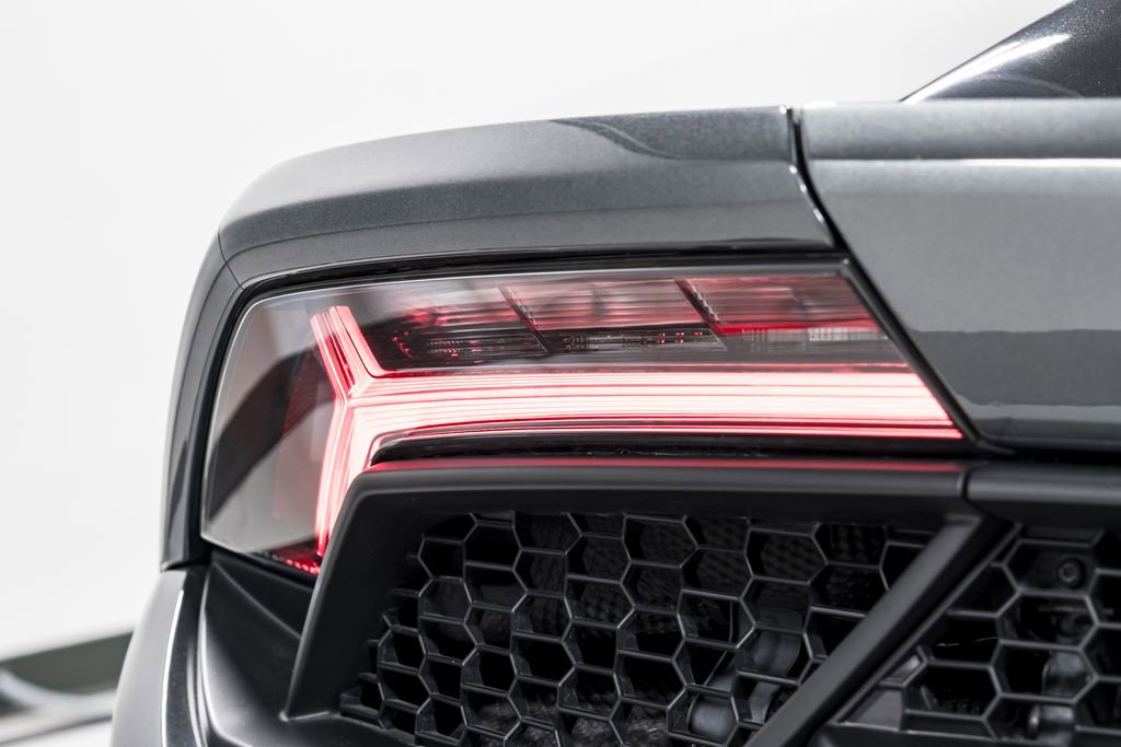 Used 2018 Lamborghini Huracan LP 580-2 image 51