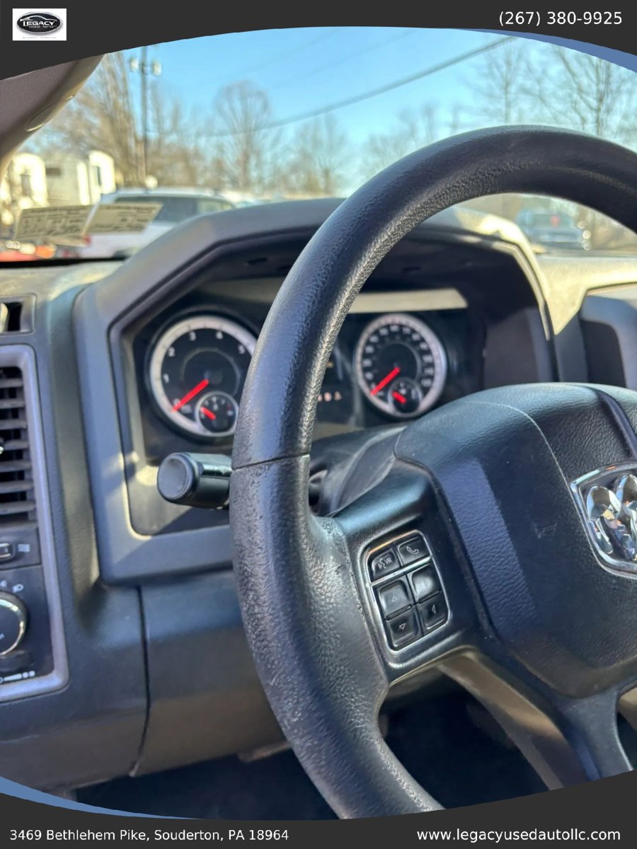 Used 2018 RAM 1500 Express w/ Express Value Package AWD/4WD image 19