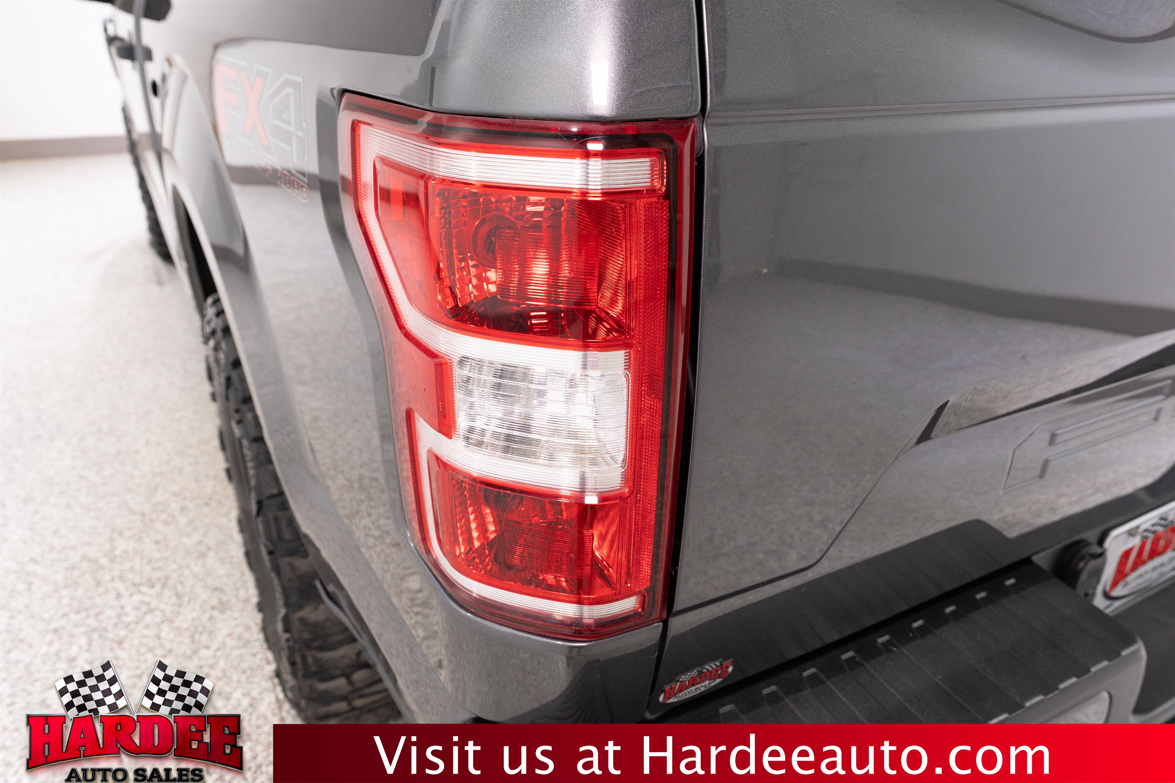 Used 2019 Ford F150 XL w/ Equipment Group 101A Mid AWD/4WD image 9