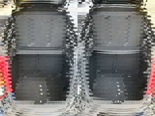 Used 2017 Hyundai Veloster Turbo image 14