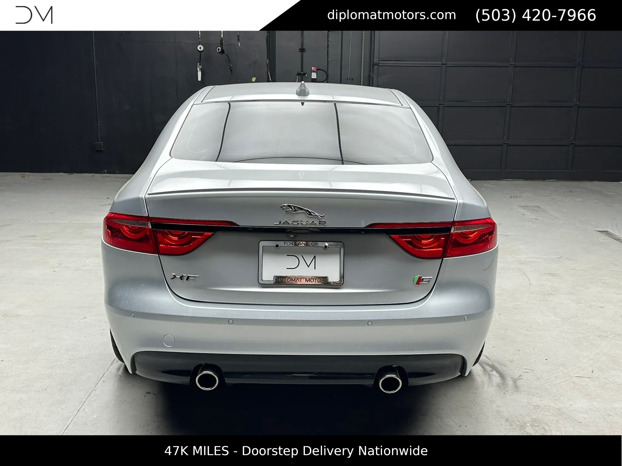 Used 2018 Jaguar XF S RWD image 6