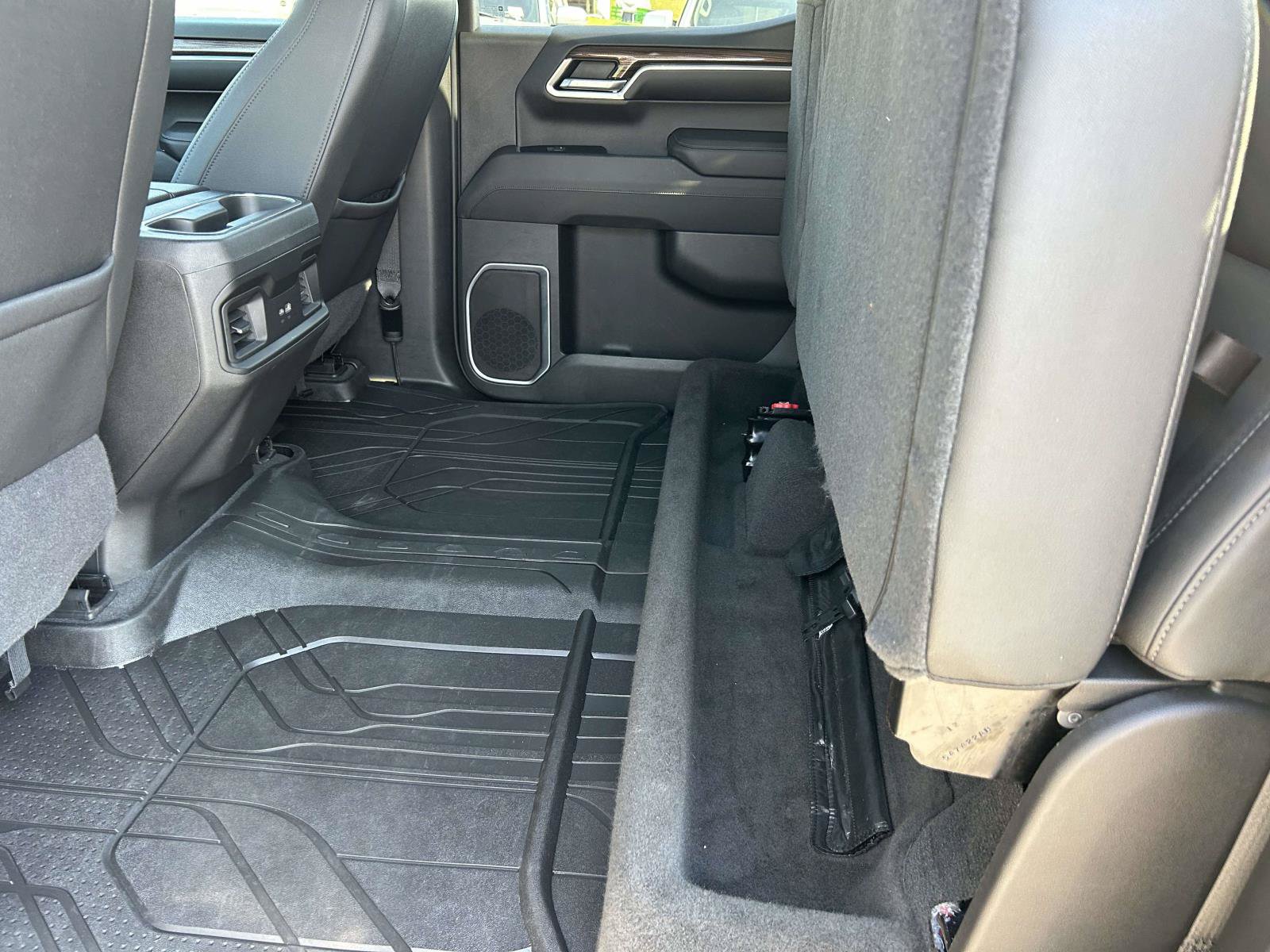 Used 2022 Chevrolet Silverado 1500 RST w/ Convenience Package II AWD/4WD image 15