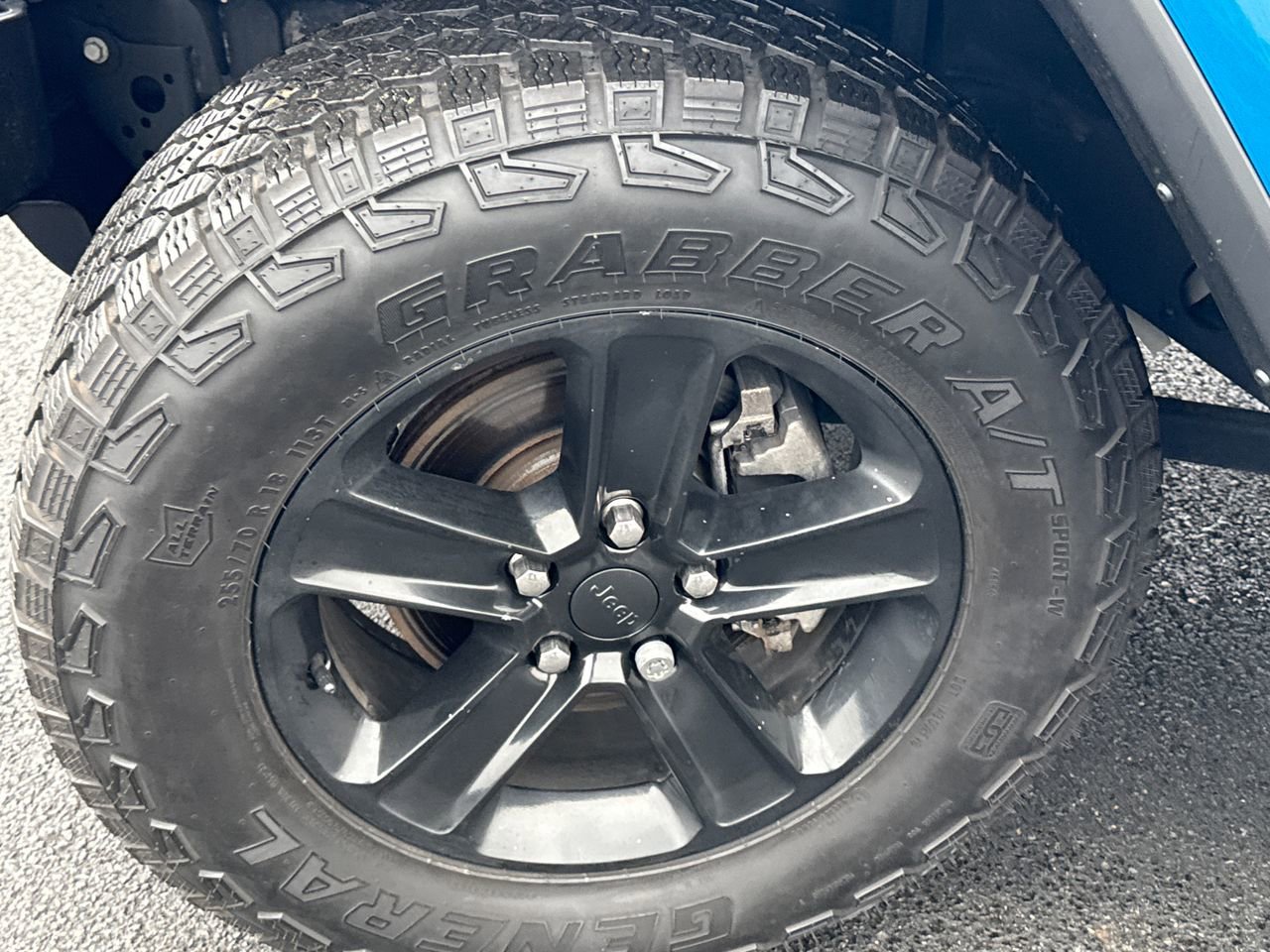 Used 2023 Jeep Wrangler Sahara w/ LED Lighting Group image 12