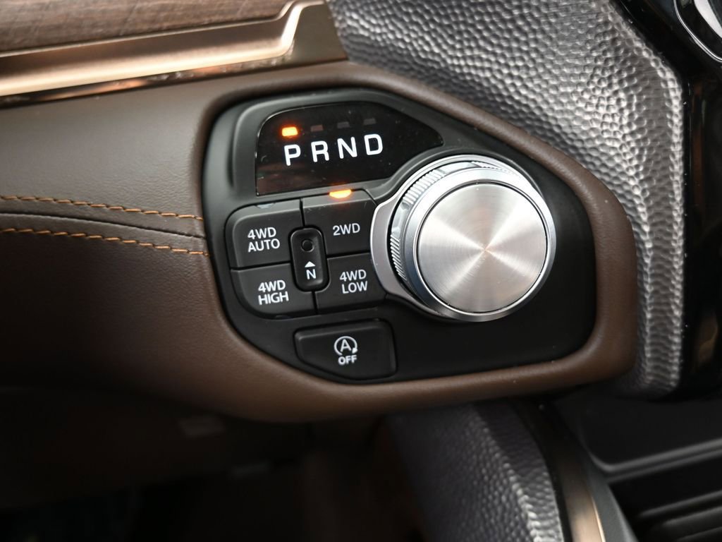 Used 2025 RAM 1500 Limited image 29