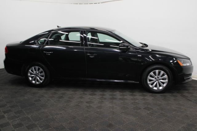 Used 2015 Volkswagen Passat 1.8T Wolfsburg Edition image 4