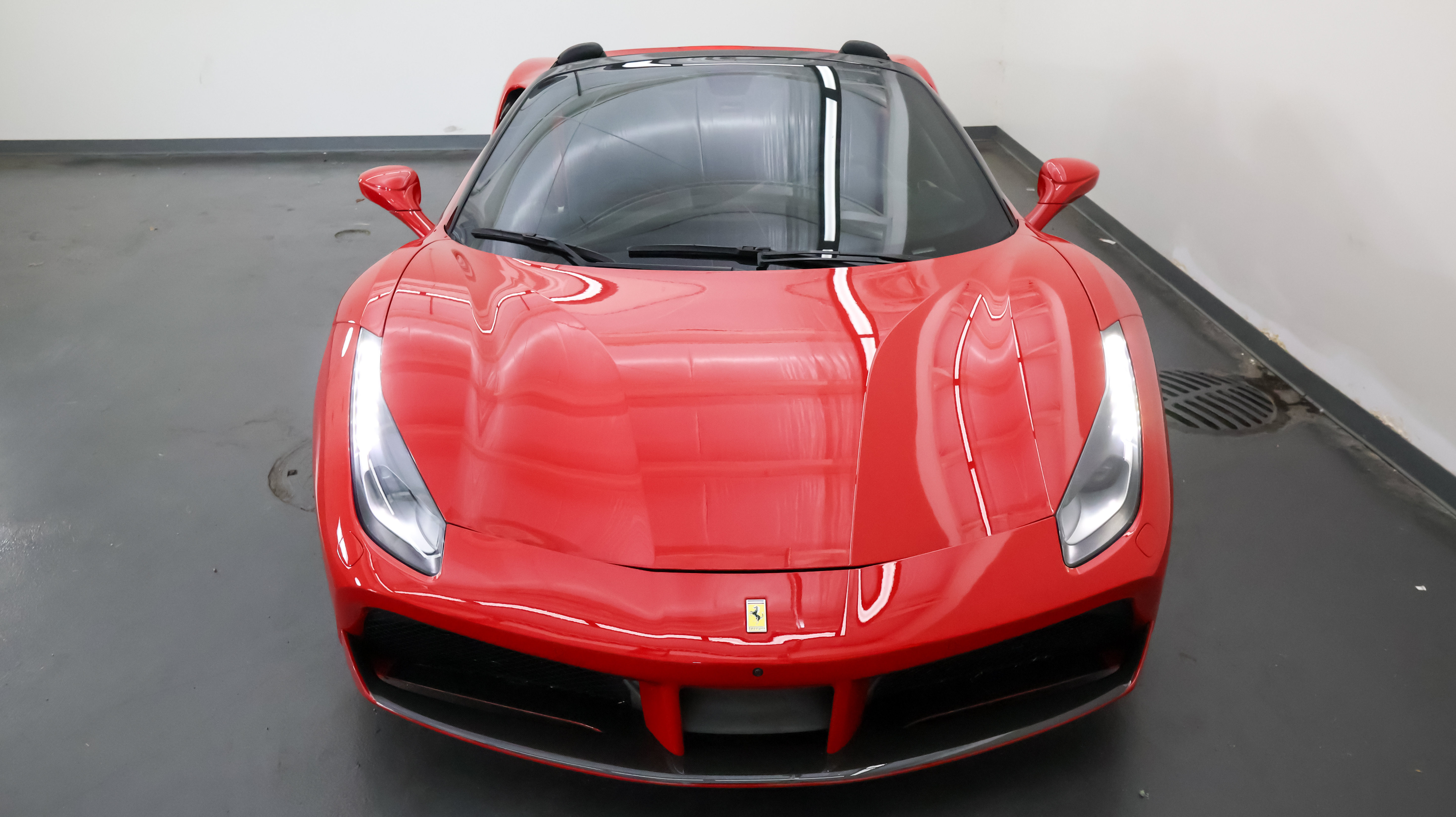 Used 2019 Ferrari 488 Spider RWD image 10