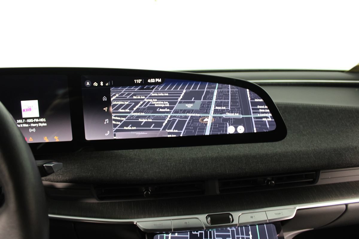 Used 2023 Lucid Air Pure AWD/4WD image 16