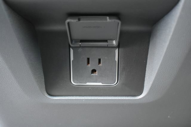 Used 2022 GMC Yukon Denali image 44