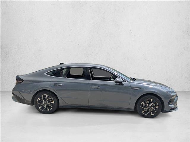 Used 2024 Hyundai Sonata SEL image 4