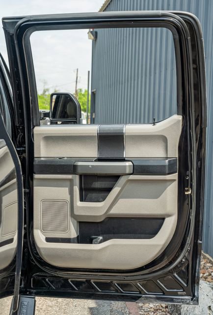 Used 2017 Ford F250 XLT w/ XLT Value Package AWD/4WD image 38