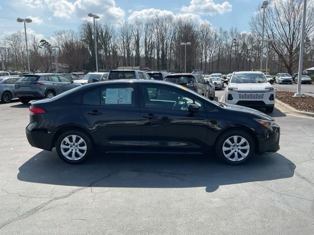 Used 2024 Toyota Corolla LE image 5