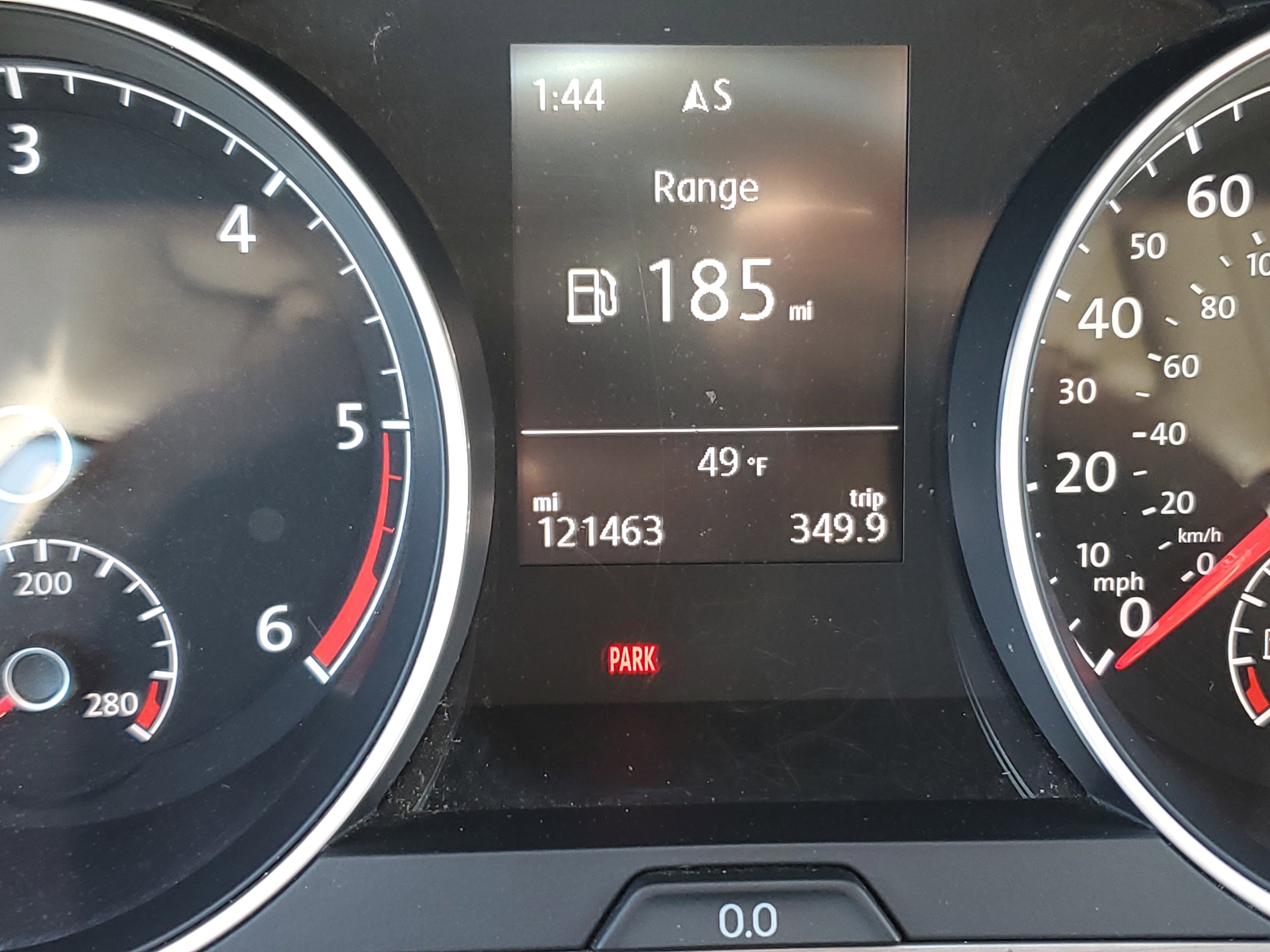 Used 2015 Volkswagen Golf TDI S image 22