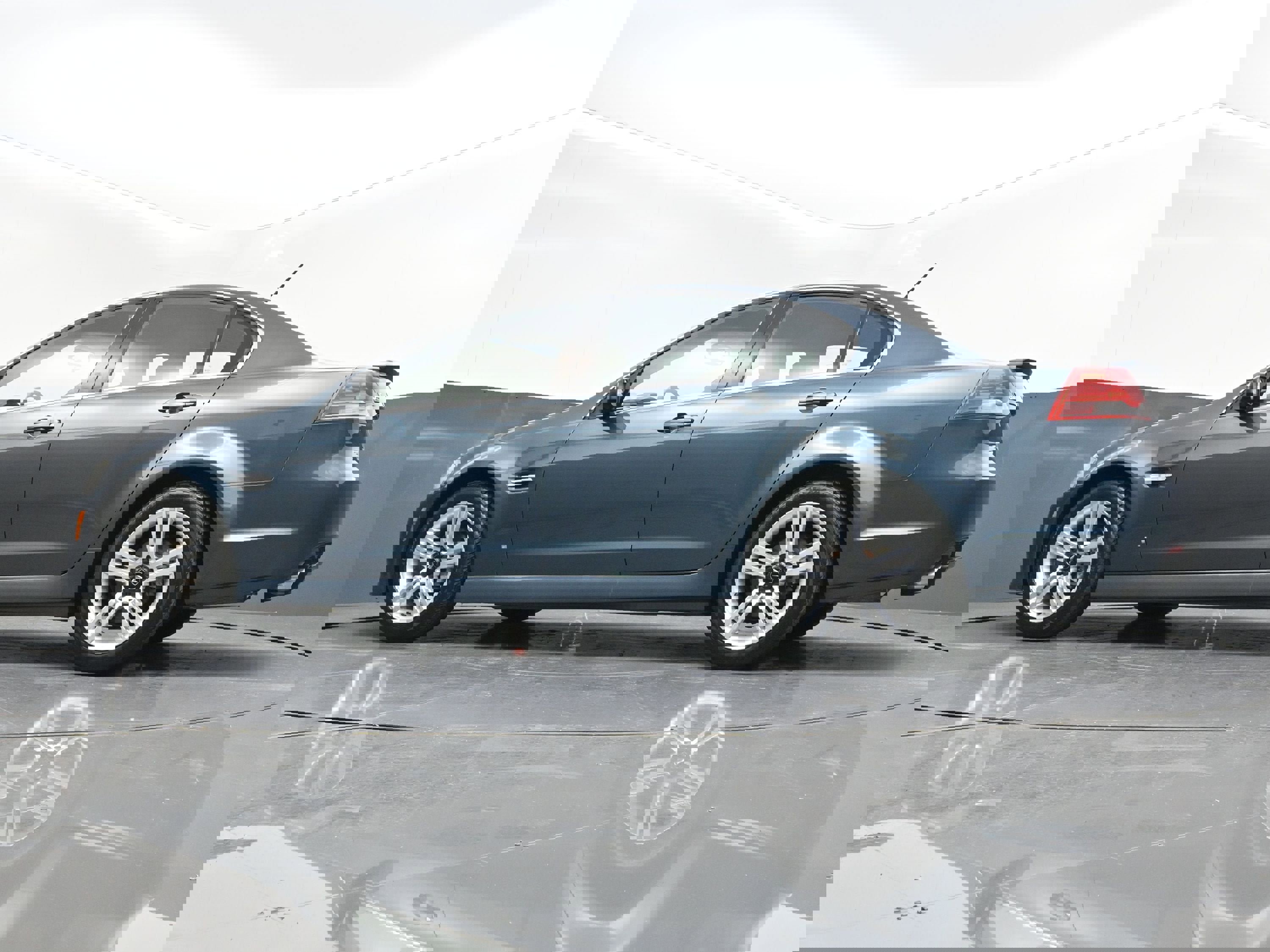 Used 2009 Pontiac G8 image 40