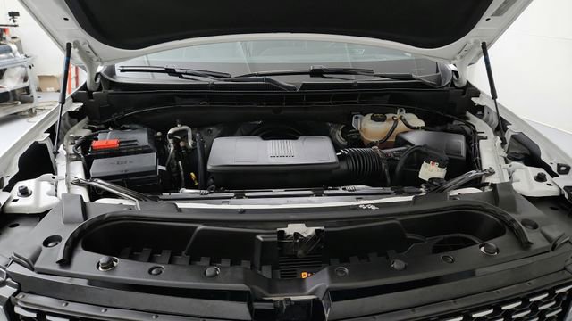 Certified 2024 Cadillac Escalade Premium Luxury image 25