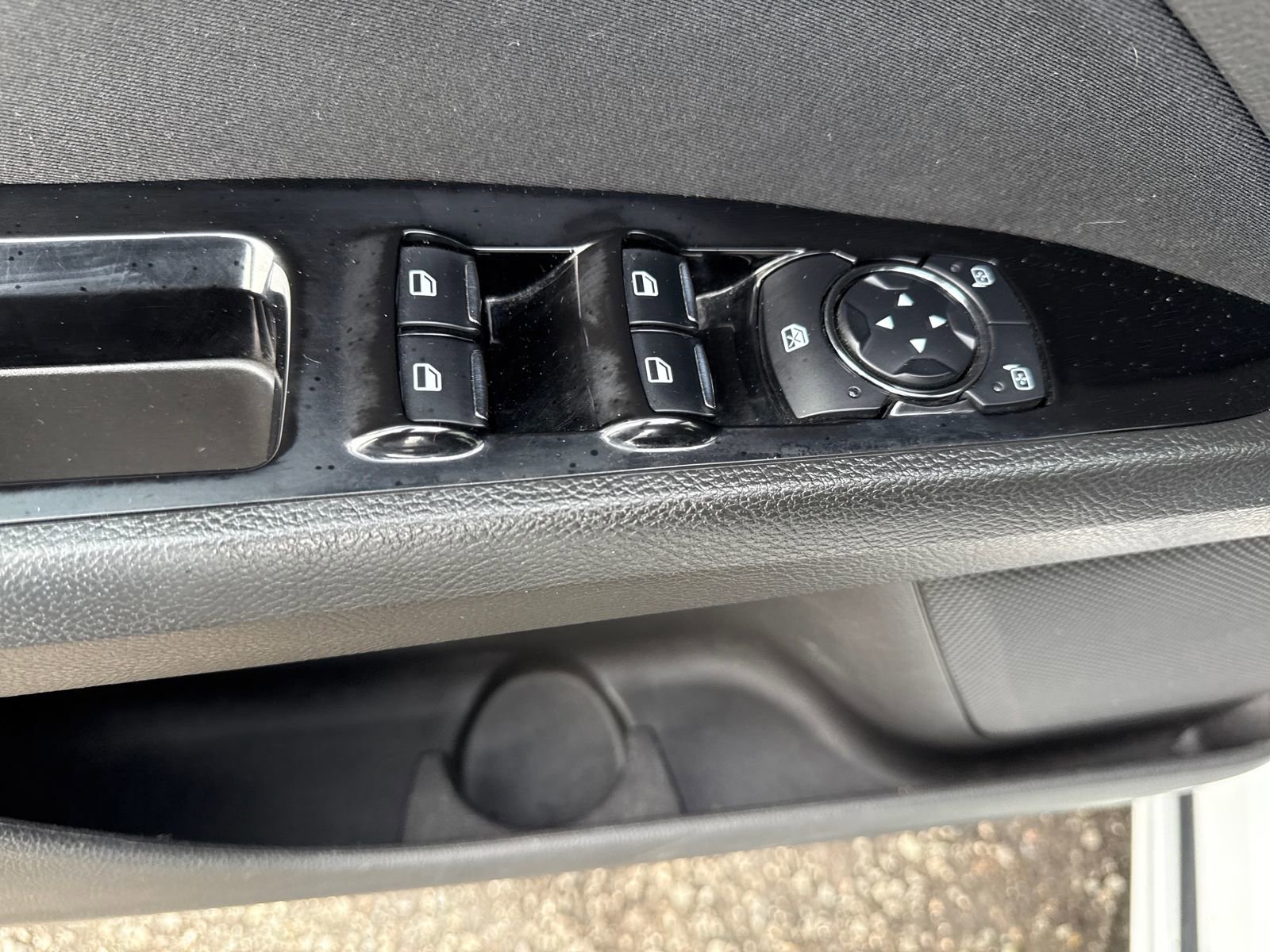 Used 2014 Ford Fusion SE image 11