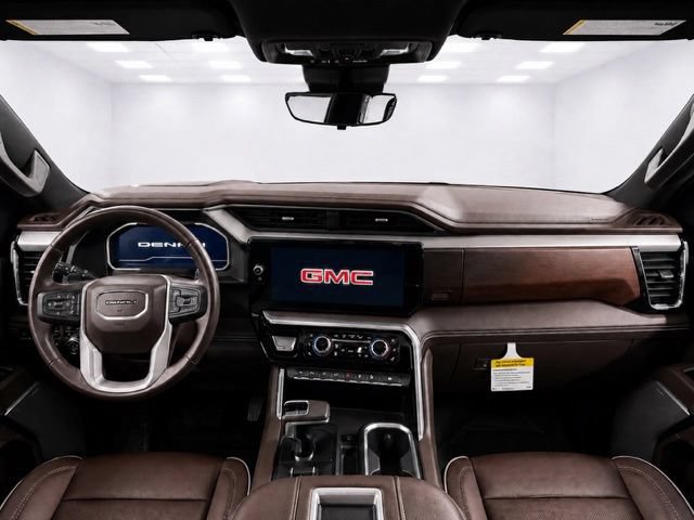 Used 2025 GMC Sierra 1500 Denali w/ Denali Reserve Package AWD/4WD image 27