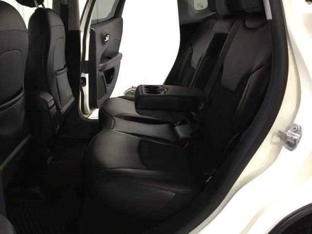 Used 2019 Jeep Compass Latitude AWD/4WD image 40