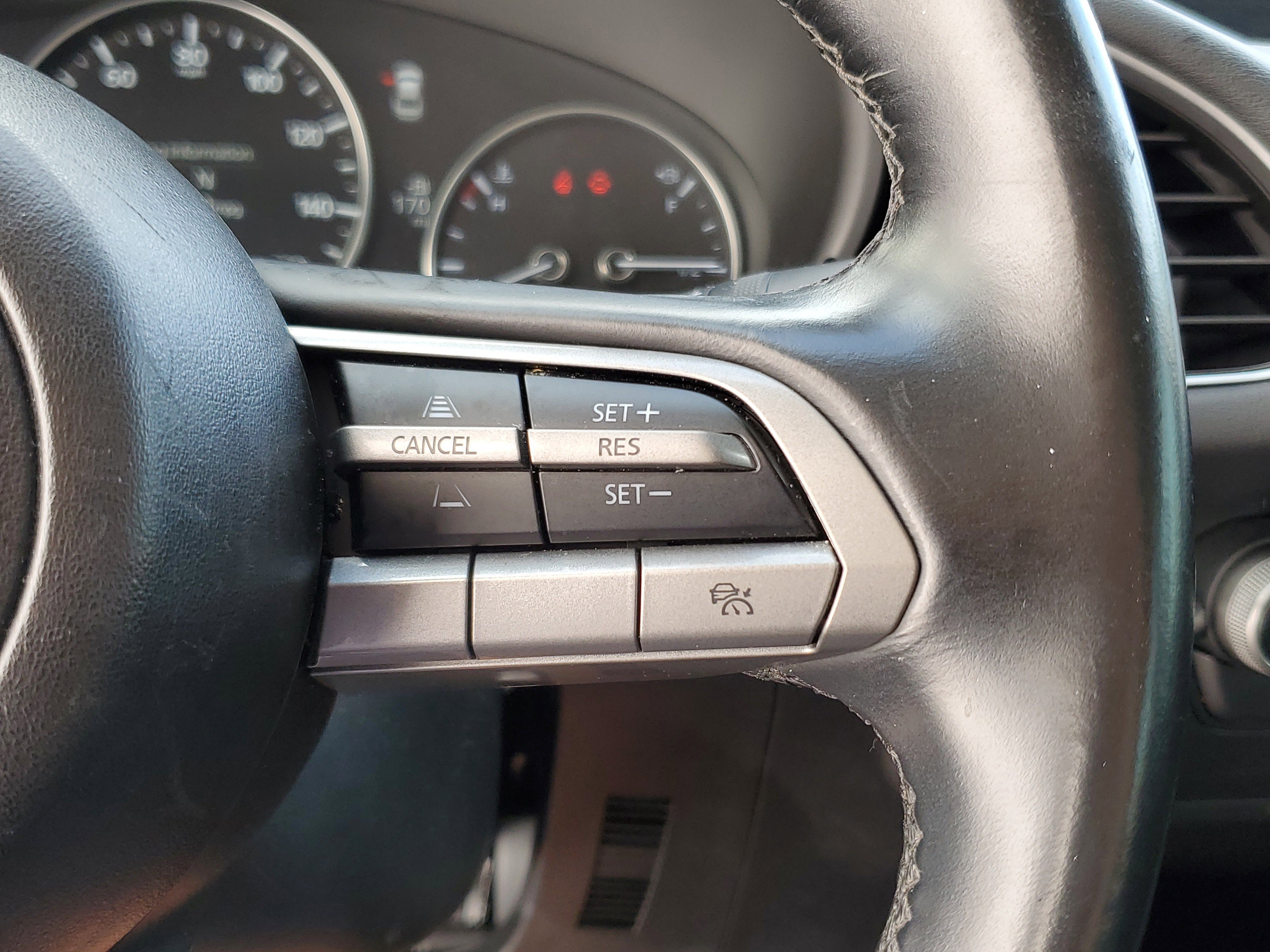 Used 2023 MAZDA MAZDA3 s image 24