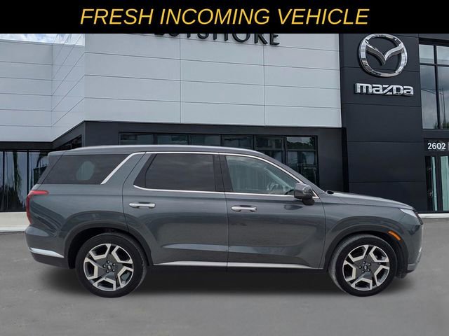 Used 2025 Hyundai Palisade Limited image 2
