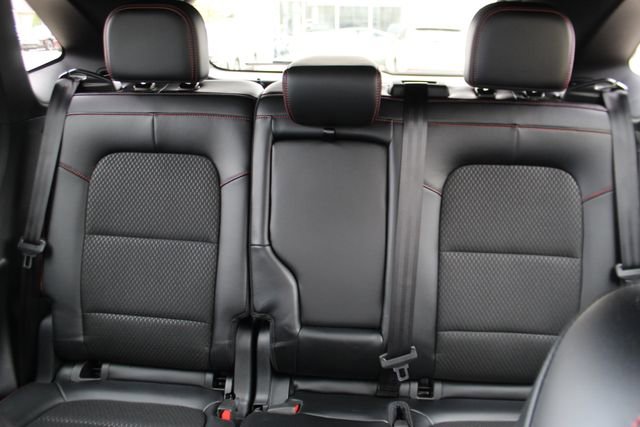 Used 2025 Ford Escape ST-Line image 26