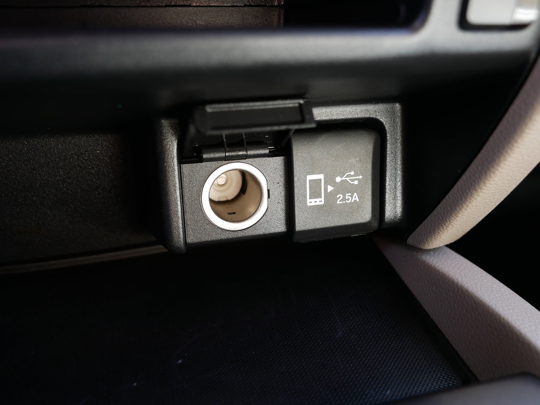 Used 2020 Honda Pilot EX image 33