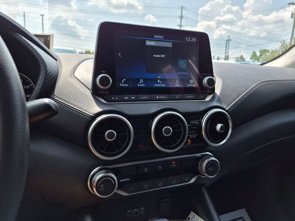 Certified 2023 Nissan Sentra SV FWD image 18
