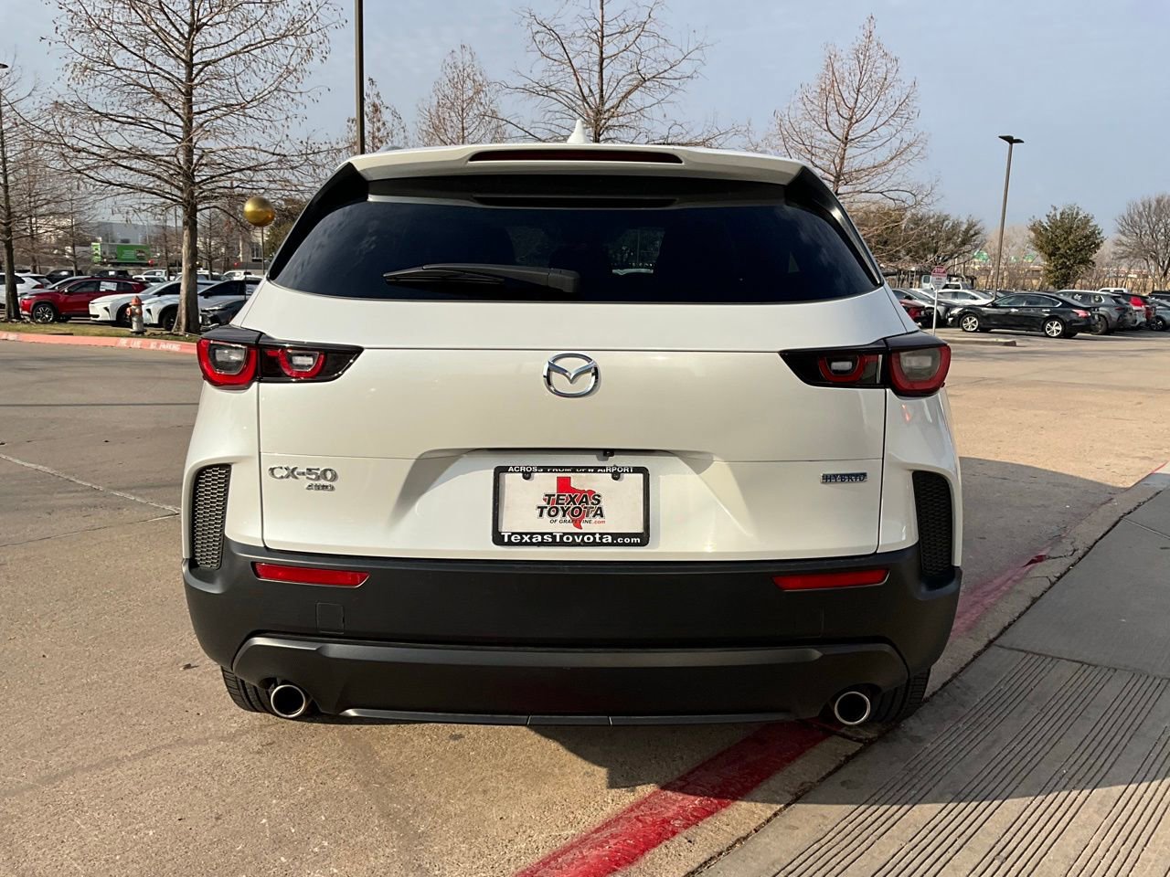 Used 2025 MAZDA CX-50 2.5 Hybrid w/ Premium Plus Pkg image 7