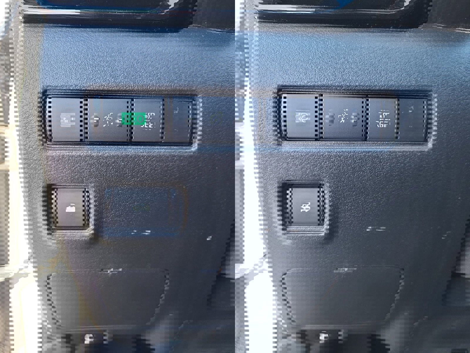 Used 2023 Nissan Sentra SV image 28