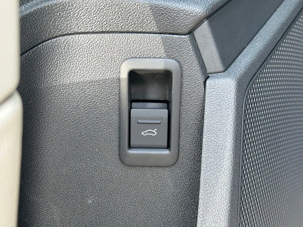 Used 2022 Audi A3 2.0T Premium image 21