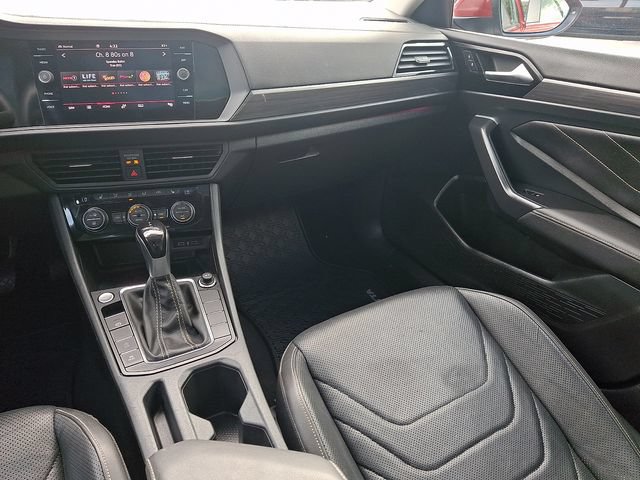 Used 2022 Volkswagen Jetta SEL FWD image 16